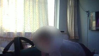 91 三人のビッチゲスト: ミルク兄貴が友人の妻とセックスし、その後彼女の二年生の娘とセックスする