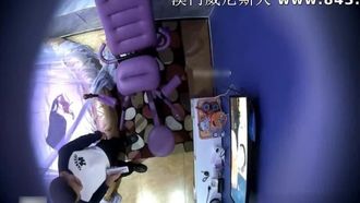 360度の率直なカメラ、プロの銃室の椅子で犯された、女性はそれほど深く侵入しないと言った