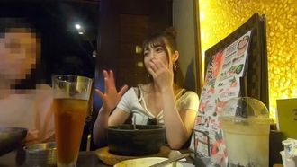 300MAAN-454 The girl I’m chatting with is so cute! A 20-year-old pure white peach beautiful pussy has a sex feast with a passerby’s big cock! Xiaozono Liang
