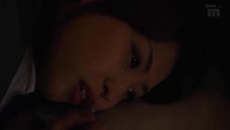 女教师轮奸轮奸秋山翔子