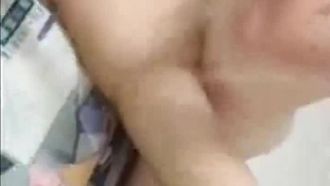 【白虎小逼】出租屋搞白虎小妹像吃了春药