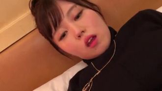332NAMA-080 【中出し！個人撮影】まい/22歳/不動産受付/アナル開発！/さくら色美乳首/ずっぽりアナルパール/ディルド/2本挿し/お風呂場マットプレイ/2発射/SEX/じゅぼフェラ/口内射精/超美少女