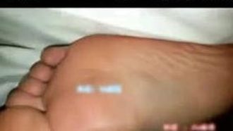（女子学生） 本物の女子中学生がクラスメイトに酔って服を剥ぎホテルで強姦。