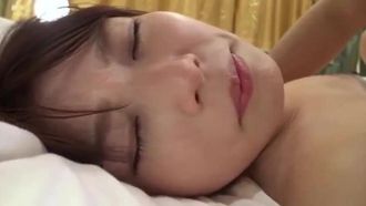 102419_01-10MU 對於一個真正想要他媽的女孩來說很多體內射精