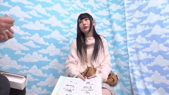 ラップ1枚被せて友達と素股してくれませんか？と偽り溶けるラップを仕込んでウブなお嬢さんに生ハメ、中出しさせちゃいました！