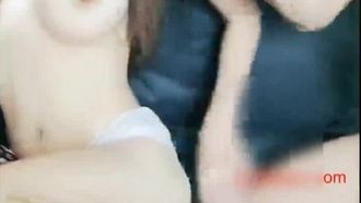 美团外卖干啥都快送外卖上门被女主播挑逗勾引只能勉为其难