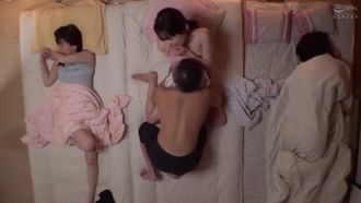 DOCP-206- CHINAASES SUB 我知道我不應該碰那些美麗的姊妹，她們是我妻子的繼子，但我對她們未經保護的生奶非常渴望。