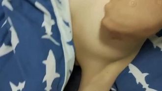 My girlfriend’s breasts are super sensitive. I told my friends that they didn’t believe me, so I had to take a video to prove it.