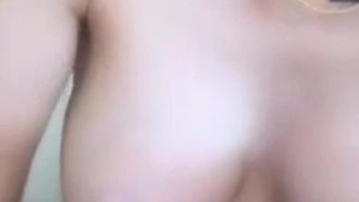 極品漂亮女主播身材超好連麥網友自慰高潮大秀喜歡不要錯過