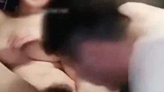 【妻子下海】賭博輸光家產改行真想咬一口她的性感大乳蒂