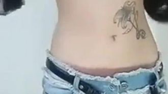 【約炮直播操逼】騷氣女主播約炮非主流小哥