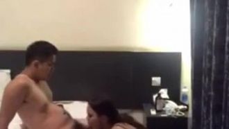 【国产美妖】身材好到爆炸的思琪在酒店被各种操