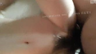 高清爆操極品白嫩大奶學生妹 猛插逼逼