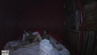 ラブホテル 360TP 猥褻行為の多い色白若妻と中年男性が熱烈チェックイン