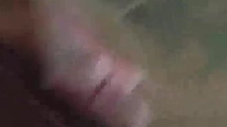 地下室尾随穿着清凉的少妇~楼梯间强行插入!!最后竟然......