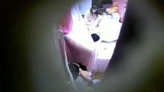 【ホテル隠し撮り】巨乳彼女と彼氏がこっそり部屋にチェックイン～最後はベッドの上でセックスワルツを踊る～