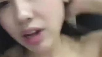 微博正妹允儿早期不雅裸拍大秀