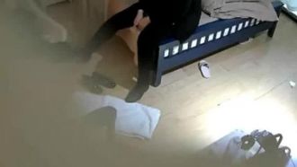 [飯店偷拍] 萌的身高差~男友直接走過去給女友吹~之後直接爬上床GG和BB直接就插在一起了~