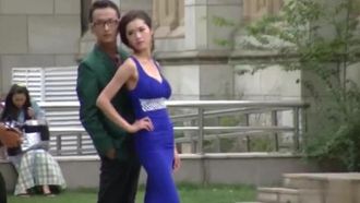 一路尾随接拍模特!!连上厕所都不放过!!
