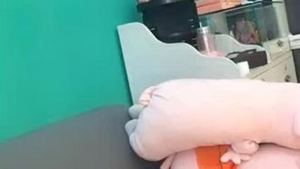 Anchor Beibei, who sounds like Lin Chiling and has a temperament, cleans herself up and then goes to the anchor station to masturbate GOGOGO!!