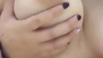 战神阿六 让学生妹献出豪乳隔空舔舔!!奶大到可以用舌头自己舔~ (6)