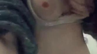 仁哥怪博士 情欲大奶妹的主动邀约~来信附上乔奶~想让仁哥鉴定鉴定~