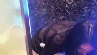 ネットセレブは有名になるために手段を選ばない!! トイレでの性的暴行、少女への強姦、教師と生徒のタブーなSM愛にジバンシィが挑む!!