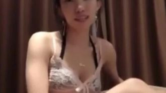 コケティッシュな若い女性 vs. 中国人キュレーター 第5回 ロマンティックな古典美