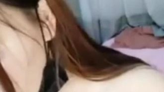 直播界妹「劉亦菲」！清純臉蛋 玩起來騷到無可救藥…車頭燈更是猛到逆天 (1)