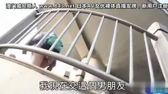 無修正！ Dカップの美人、孫国果さんの胸を見せた動画の1分29秒にハイライトがあり、インターネット上で急速に拡散した。