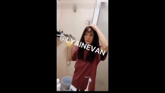 流出极品白富美女神与土豪啪啪口交大尺度自拍 全程露脸 明星气质