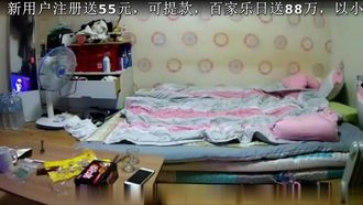 居家網路攝影機被黑TP年輕夫妻激情四射性生活漂亮美乳小媳婦瘋狂女上位被老公猛幹