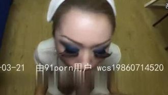 光沢のある太いお尻を持つホットなママをファック (フルバージョンを見る)