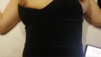 飯店乾哺乳期單女 漏乳