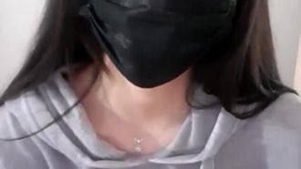 [韓國] 自摸尻穴隔褲搔癢也可以喔!!黑長直小姐姐害羞不敢玩很大~