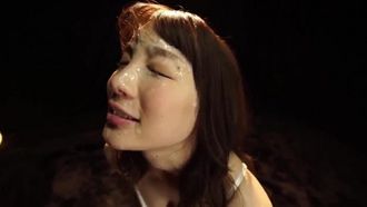 안면의 미학 08 진한 정액을 원하는 만큼 온 몸에 뿜어보세요! 스즈무라 아이리