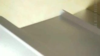 短发熟女兼职外出按摩~偷偷拍下性爱画面~就为了让更多哥哥们可以加入这场性爱直播!!