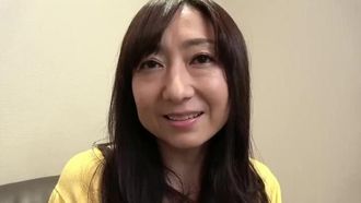 素人生撮りドキュメント五十路妻の性欲「あ～、オメ○に欲しかったのー！」