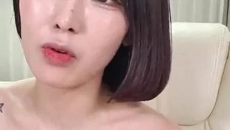 [韩国] 樱花纷飞时~这对美乳好可口~