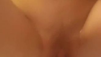 Hong Kong teacher-student love heroine latest bathroom video stream