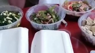 禍國殃民的表姐兩男兩女酒店群P要榨乾小夥們調情啪啪場景刺激