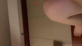 性感白領美女和領導偷情老公打電話查崗邊操邊接電話