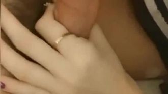 女子学生を恥ずかしがらずにオナニーするための必須ビデオ