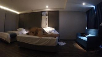 寂寞熟女約炮實錄~怕想念就拍攝性愛影片放手機裡~結果意外流出！