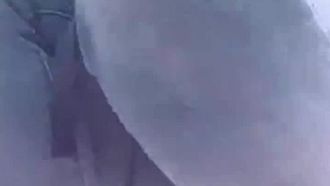 Two rural left-behind sluts, the sister-in-law and the sister-in-law, seduced the forest ranger from the production team and had sex together in the wild woods, having a lustful and exciting dialogue.