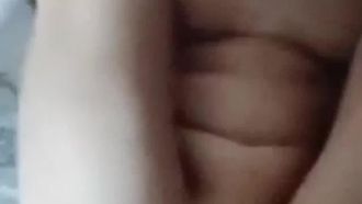 騷氣大奶妹勾引修水管工人啪啪 深喉口交道具自慰後入大屁股猛操口爆