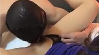 國劇情調教系列第九部超美熟女範的紅色妖姬最新公寓的誘惑