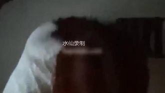 东北农村小男人被32岁巨乳嫂子在厨房挑逗啪啪