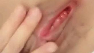 绝对的高颜值美女掰穴粉嫩小穴自慰秀湿湿润润粉嫩嫩嫩十分诱人