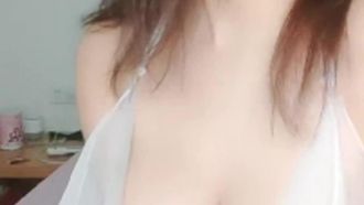 The best big-breasted anchor masturbates and shows off her perfect big breasts while masturbating and inserting her pussy, moaning and ejaculating